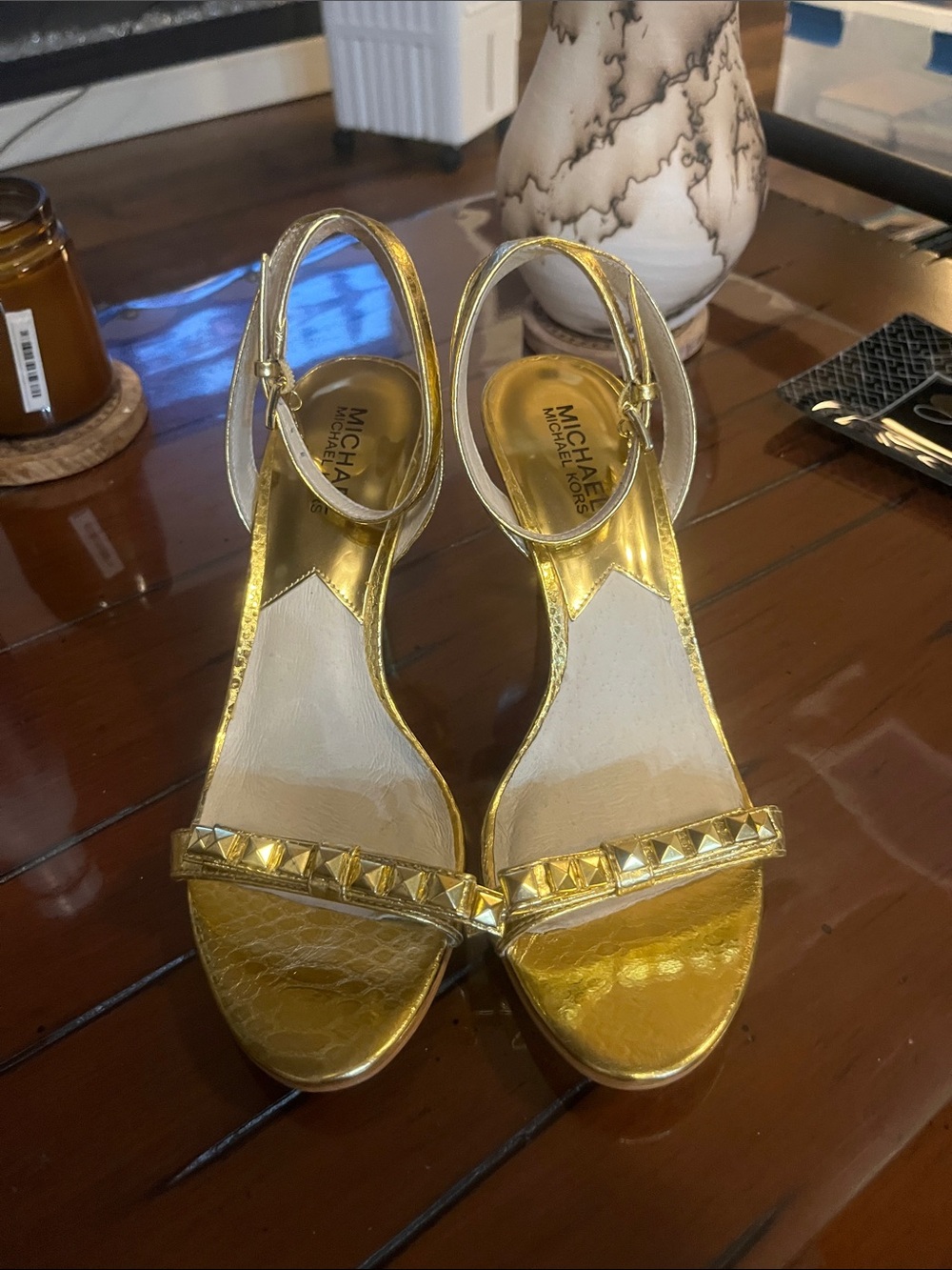 NEW GORGEOUS Michael Kors Gold Pyramid-Stud Slingback Heels